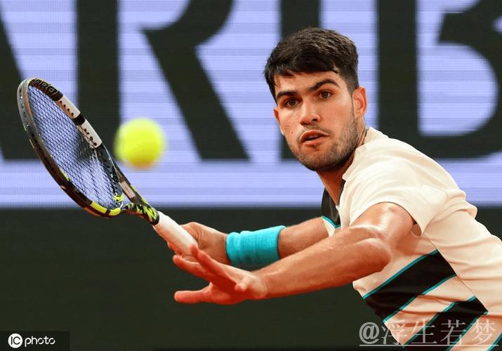 穆塞蒂伤退 阿尔卡拉斯挺进决赛 穆塞蒂伤退 阿尔卡拉斯挺进决赛